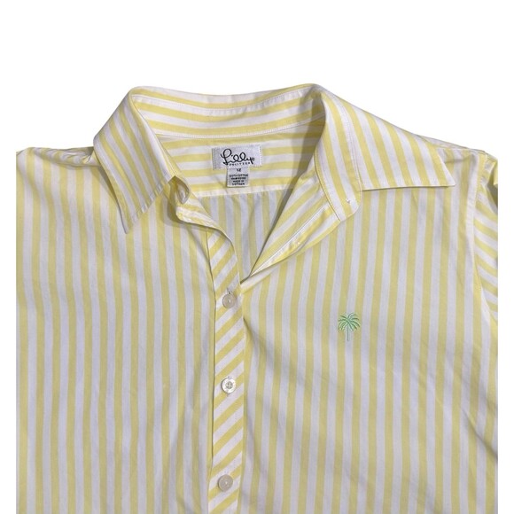 Lilly Pulitzer Women's Button Up Size 12 - Picture 5 of 5